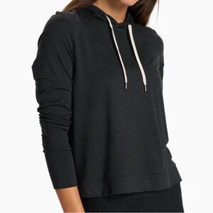 Vuori HALO ESSENTIAL HOODIE BLACK HEATHER Hoodie Women’s XS